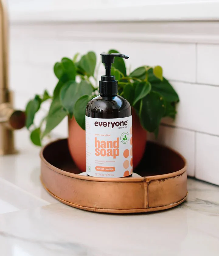 Everyone Hand Soap Apricot + Vanilla 377mL - Image 2