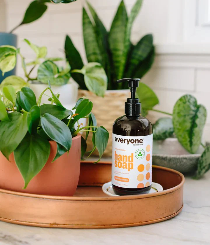 Everyone Hand Soap Apricot + Vanilla 377mL - Image 3