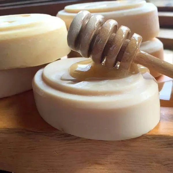 ONatural Beauty Goat Milk Soap 115 Grams - Image 2